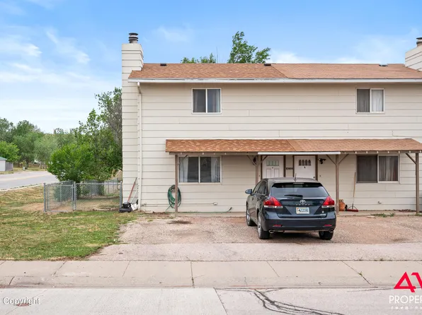 4210 Wigwam Blvd APT B, Gillette, WY 82718