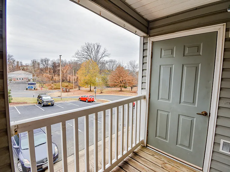 The Oaks Apartment +55 — Photo 31