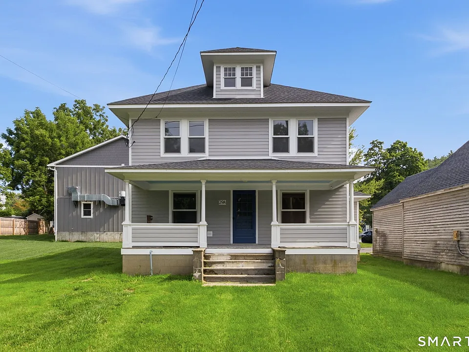 29 E Main St