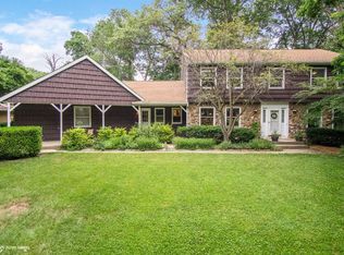 1504 Del Vista Dr, Valparaiso, IN 46385