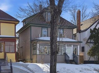 106 8th St E, Saskatoon, SK S7H0N9