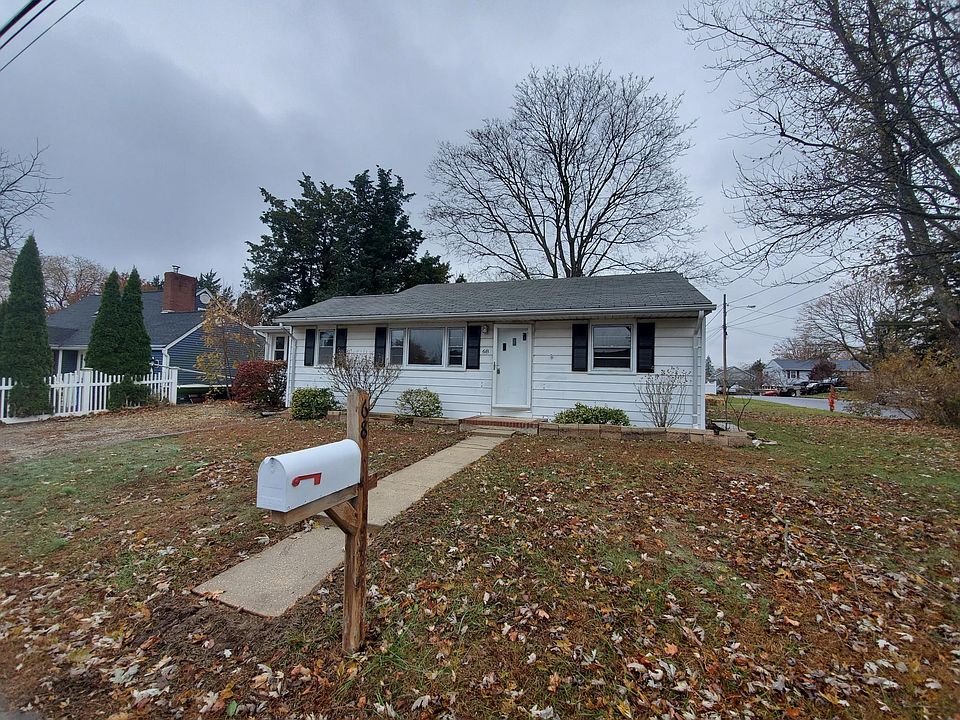 1st image of 68 Breton Harbors Dr