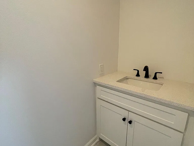 416 Doucet Rd #2E — Photo 4