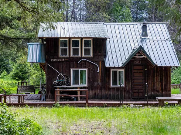 221 Trask Pond Rd, Newport, WA 99156