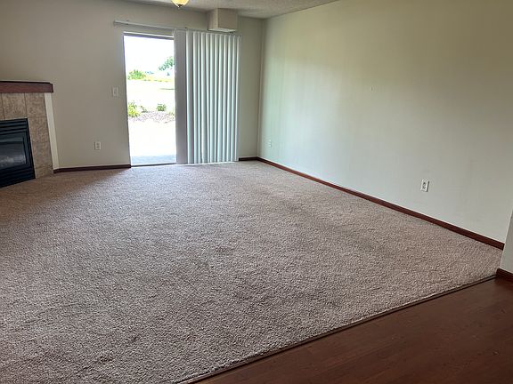 4th image of 1780 N Jones Blvd APT 3