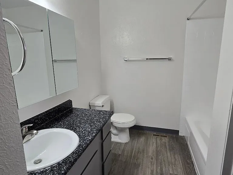 1120 S Reed St #G — Photo 7