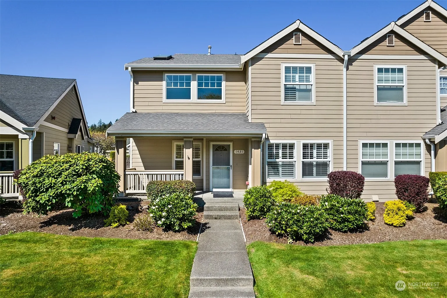 1431 Thompson Circle photo 1