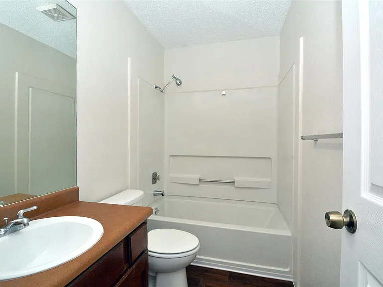 11314 Walnut Ridge Dr #B — Photo 17