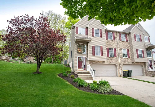 8343 Scenic View Dr Photo 1