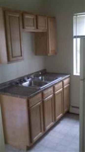 2nd image of 4856 Yarmouth Pl APT 2