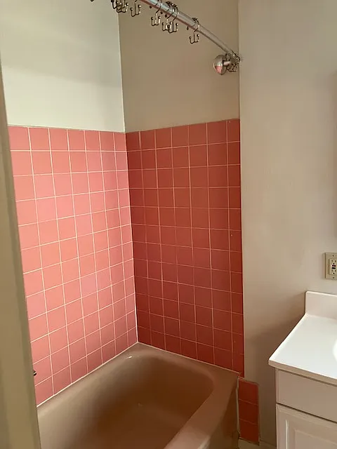 Studio, 527 sqft, $1,595 — Photo 3