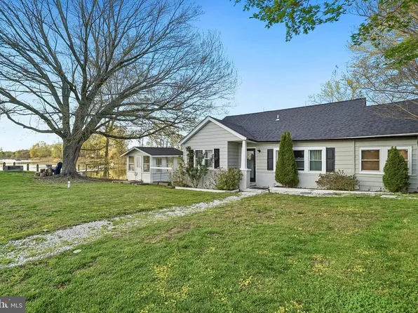 37526 River Springs Rd, Avenue, MD 20609