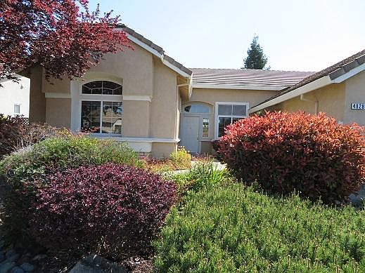 2nd image of 4828 Mount Rose Way