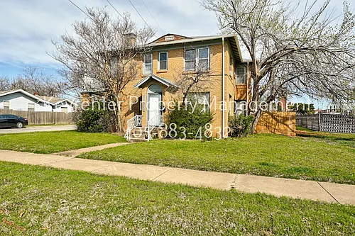1123 NW 30th St Photo 1