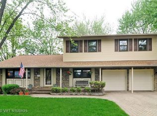 354 N Winston Dr, Palatine, IL 60074
