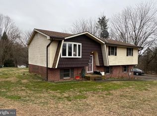 246 Waterway Rd, Oxford, PA 19363