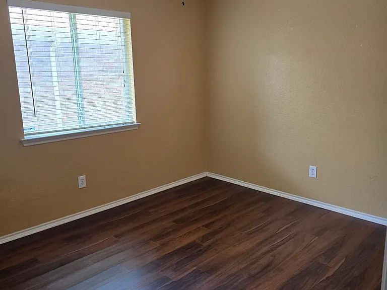 2837 Terrace Dr — Photo 19