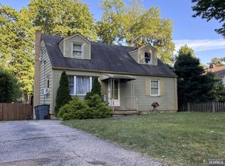 770 Millbrook Rd, River Edge, NJ 07661