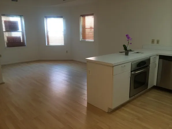 1251 Bank St NW APT 1, Washington, DC 20007