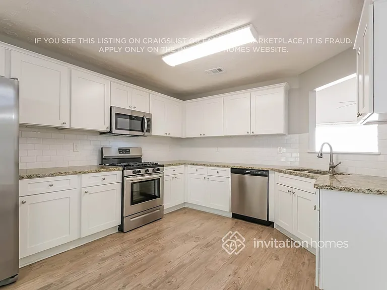 1001 Garden Oak Ct — Photo 9