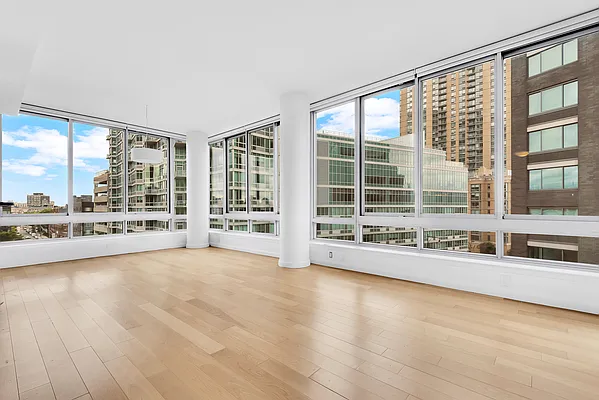 Rented by SERHANT. | media 10