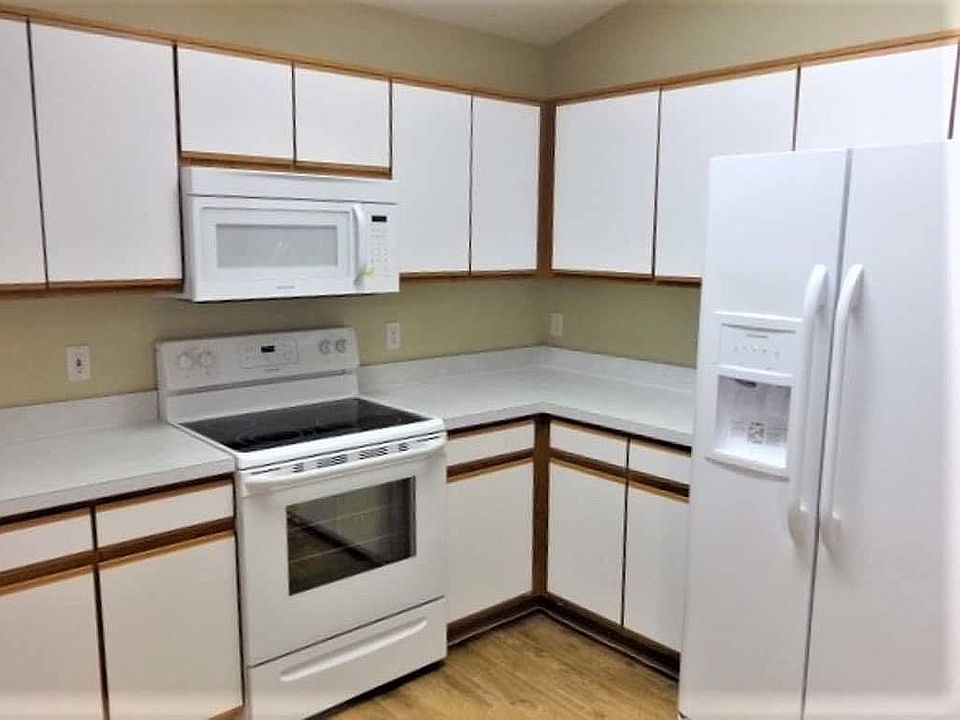 1st image of 1935 Shannon Ln