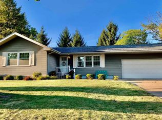 10 Southvale Dr, Jacksonville, IL 62650