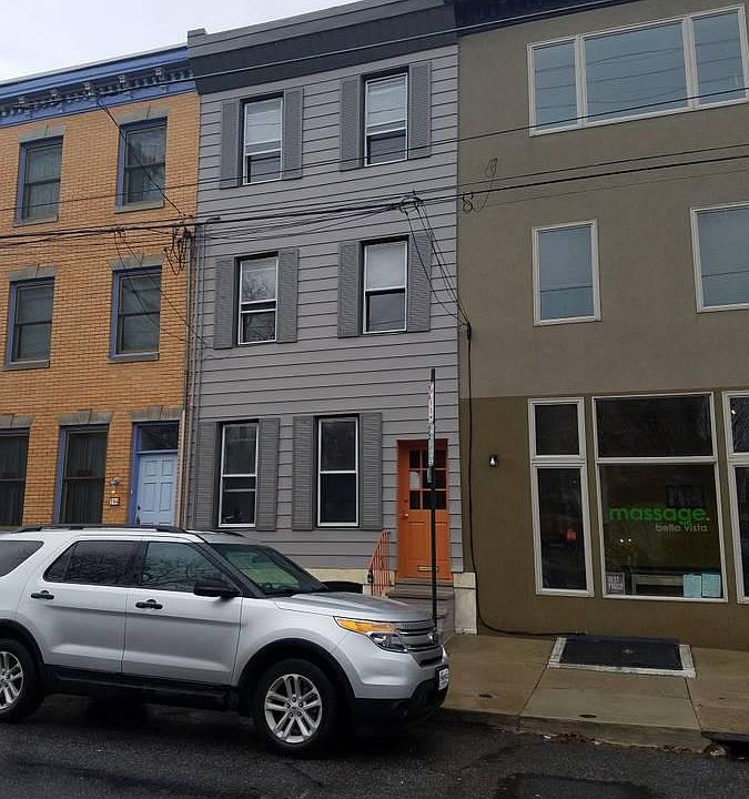 1st image of 748 Fitzwater St Floor 2
