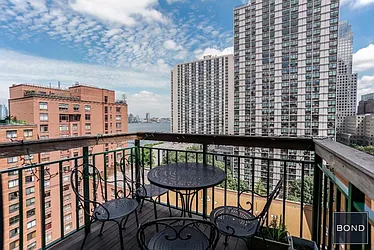 Rented by Bond New York