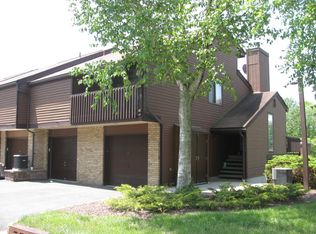 18 Glenside Dr, Annandale, NJ 08801