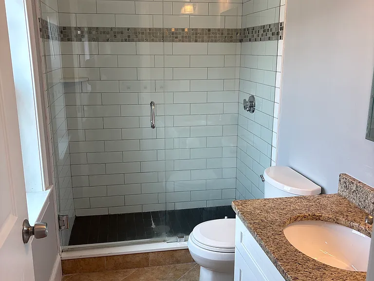 713 Sea St #1 — Photo 11