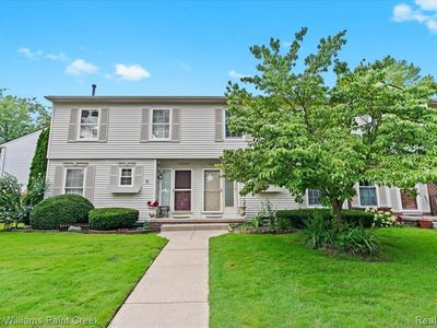 24243 Bashian Dr, Novi, MI, 48375