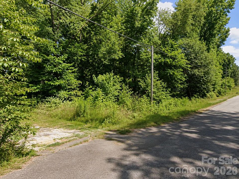 2nd image of Old Carter St #1