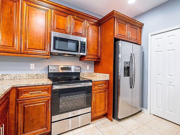 5th image of 11274 Estancia Villa Cir #807