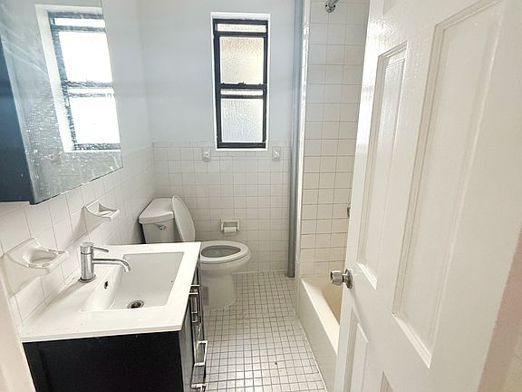5th image of 512 W 134th St APT 42