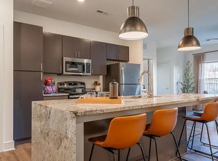 5 Row Apartments, Charlottesville, VA 22903