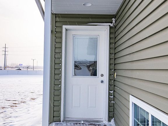 2nd image of 4985 55th St S