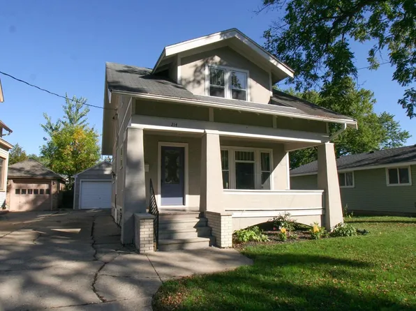 214 North Chatham Street, Janesville, WI 53548