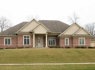 2800 Old Orchard Ct NE, Cedar Rapids, IA 52402