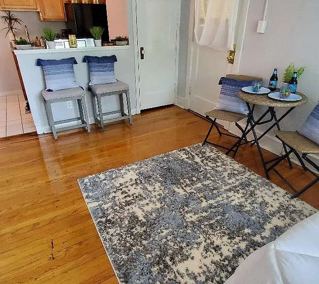4433 Pershing Ave #101 — Photo 4