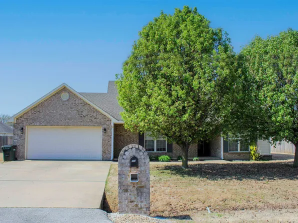 111 Leonard Dr, Bono, AR 72416