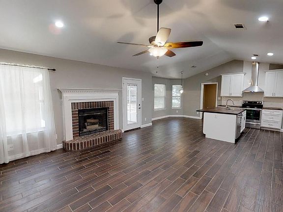 4th image of 5709 Zinnia Ave