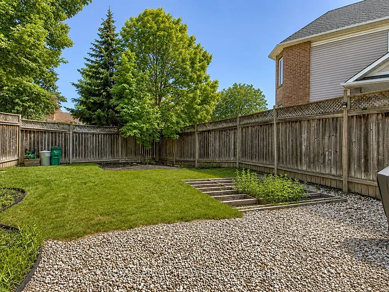 11 Marcay St — Photo 22