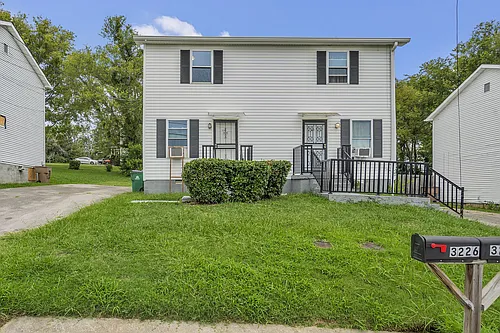 3226 Lincoln Ave Photo 1