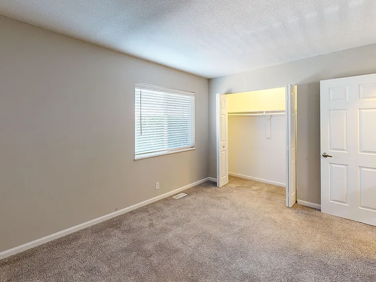 Park Place Apartments — Photo 19