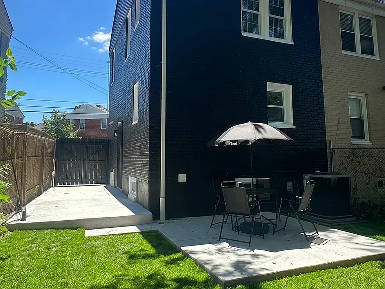 5420 B St SE — Photo 15