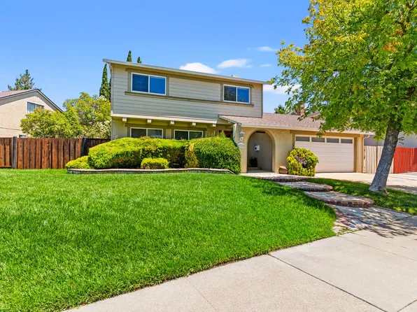 6923 Lassen St, Pleasanton, CA 94588