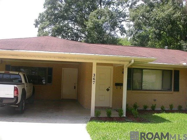 Building Photo - 367 McDonald Ave