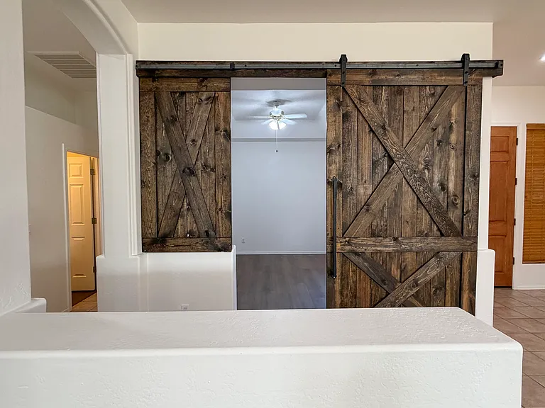 2120 E Flintlock Way — Photo 13