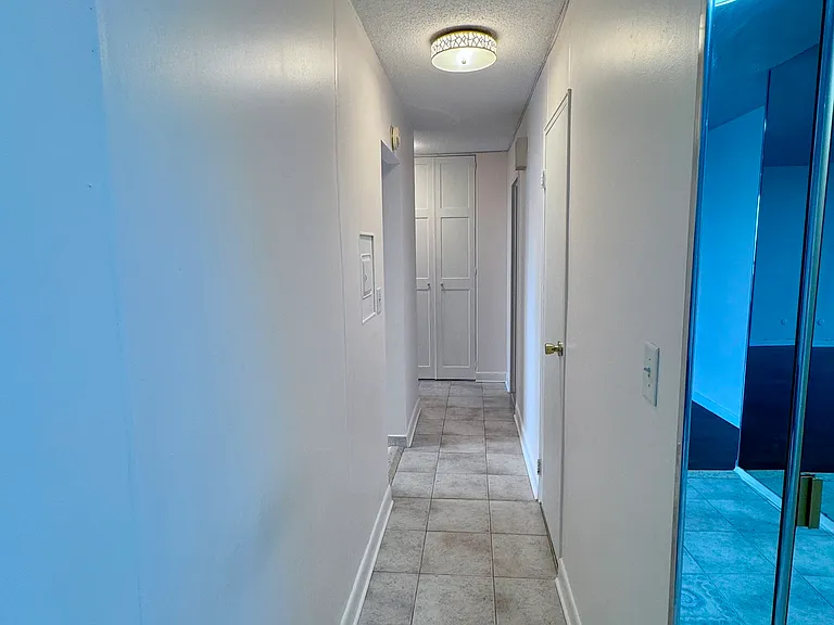 300 Winston Dr #702 — Photo 11